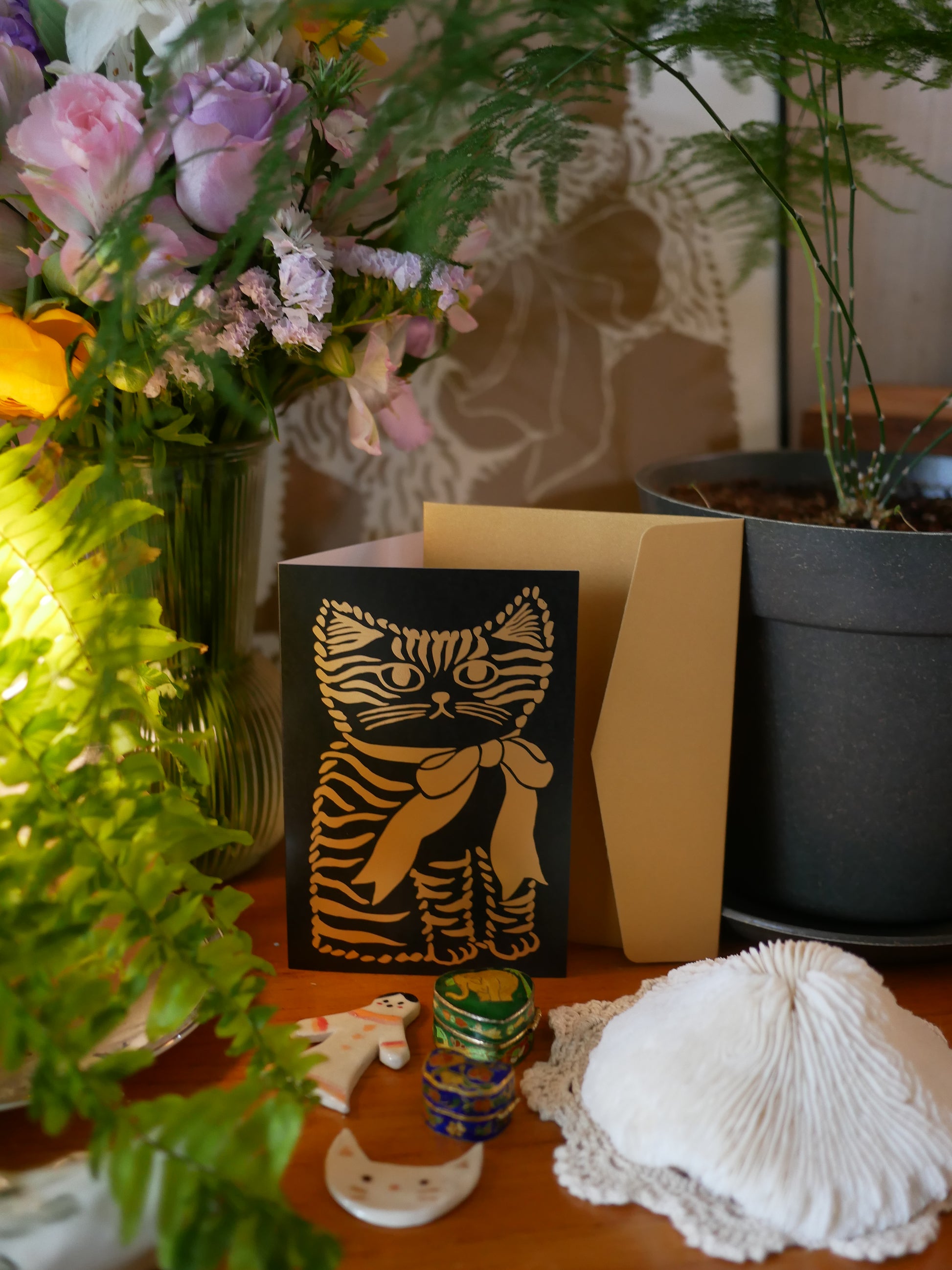 Ribbon cat folding card